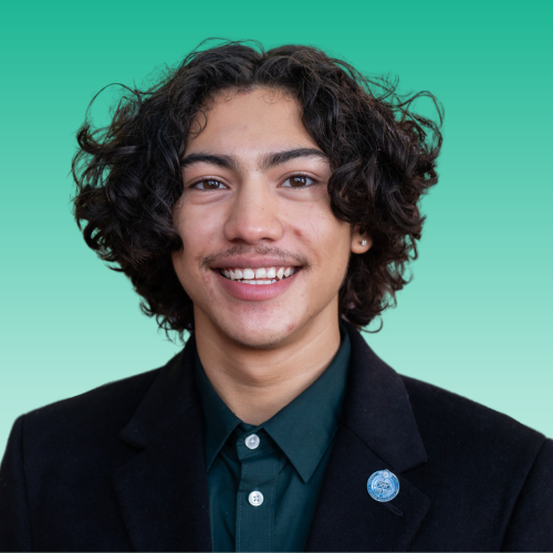 Chris Flores Moreno headshot